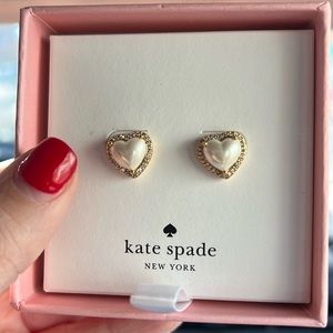 Pearl heart earnings. Never worn, brand new!